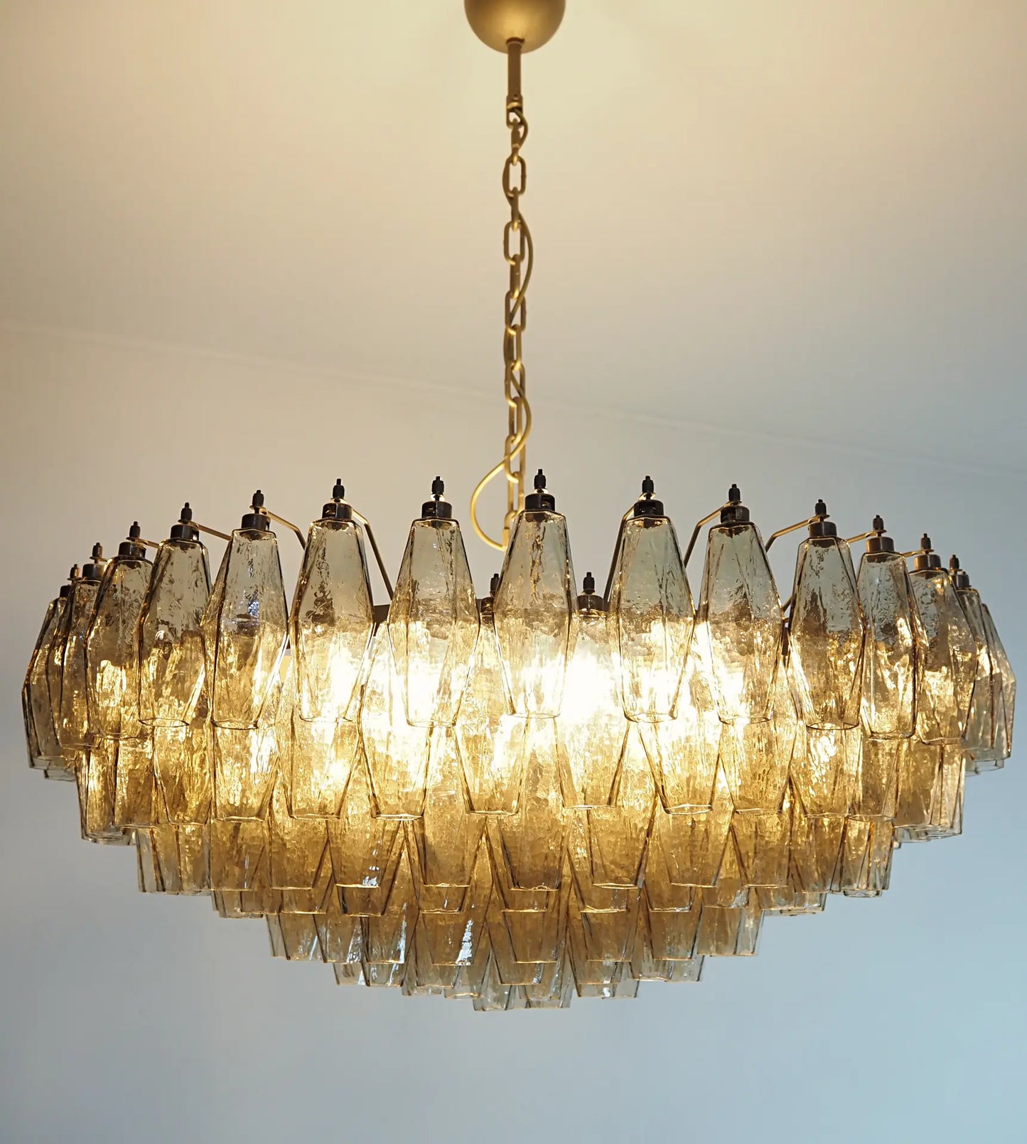 Murano takkrona Poliedri Ø90 - 185 rökfärgade glas