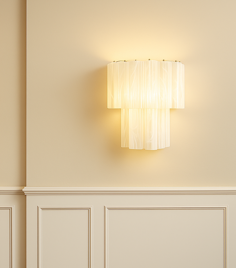 Vägglampa Tubular Medium - Milky White
