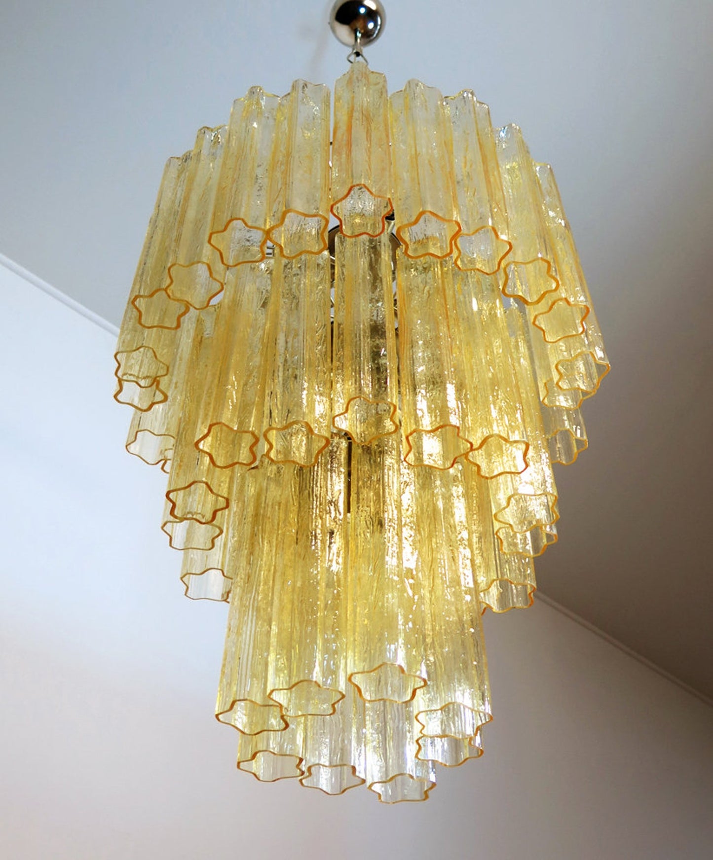 Murano takkrona Tubular Ø66 - 48 honungsfärgade glas