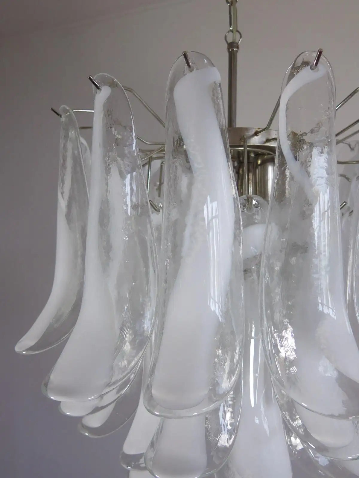 Murano takkrona Mazzega Ø58 - 41 glas i vitt