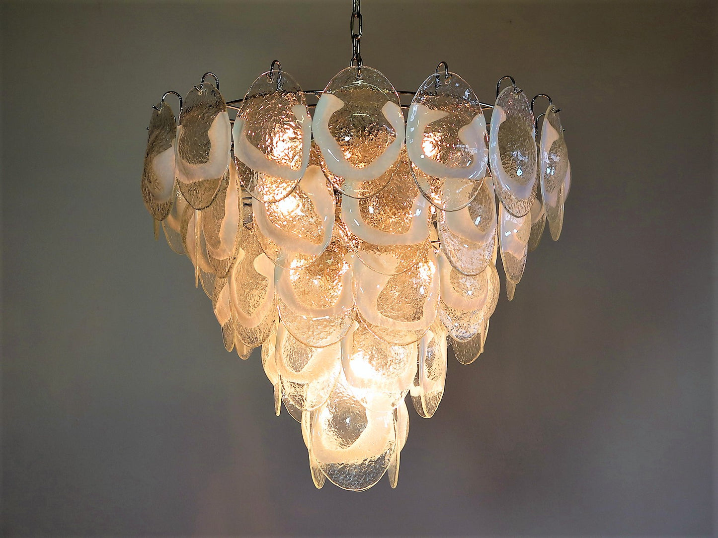 Murano takkrona Lattimo Mazzega Ø75 - 51 glas