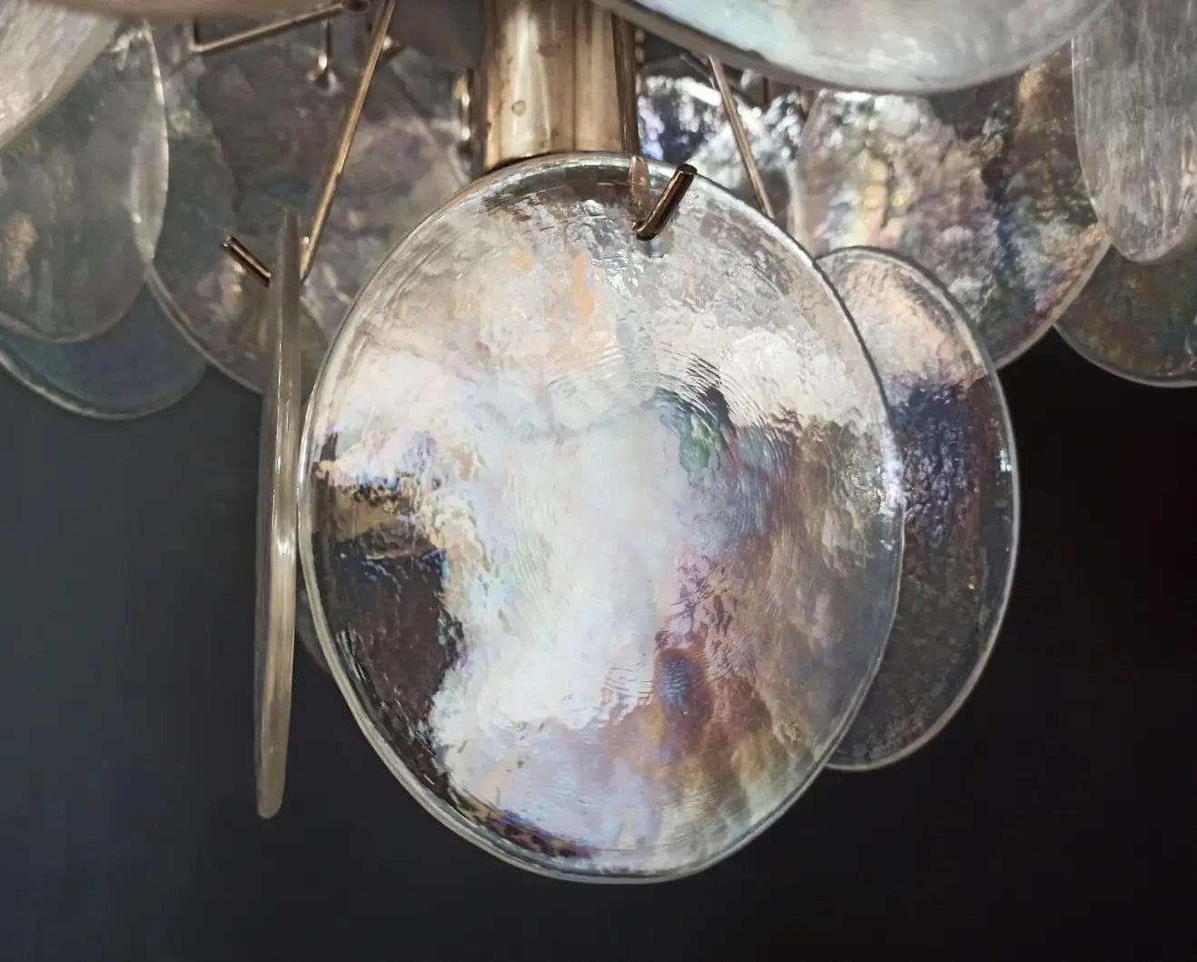 Murano takkrona Iris Ø70 - 57 iriserade glas